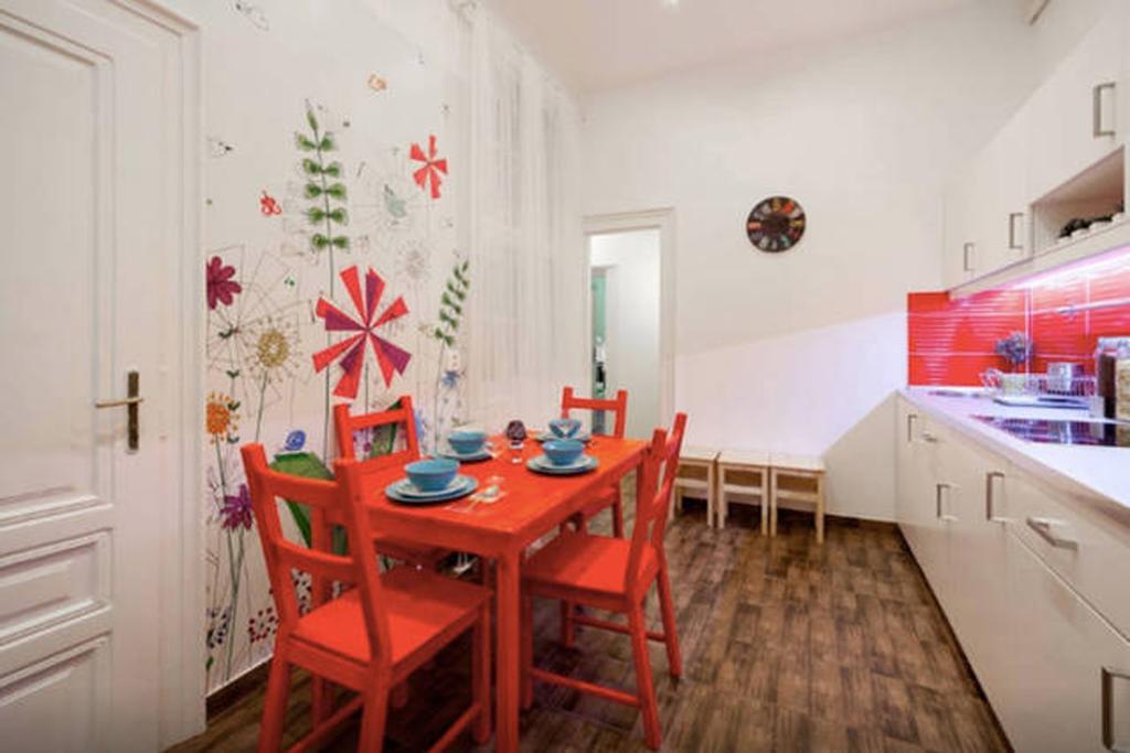 Budget Apartment By Hi5-Kiraly 99 Budapest Exterior foto