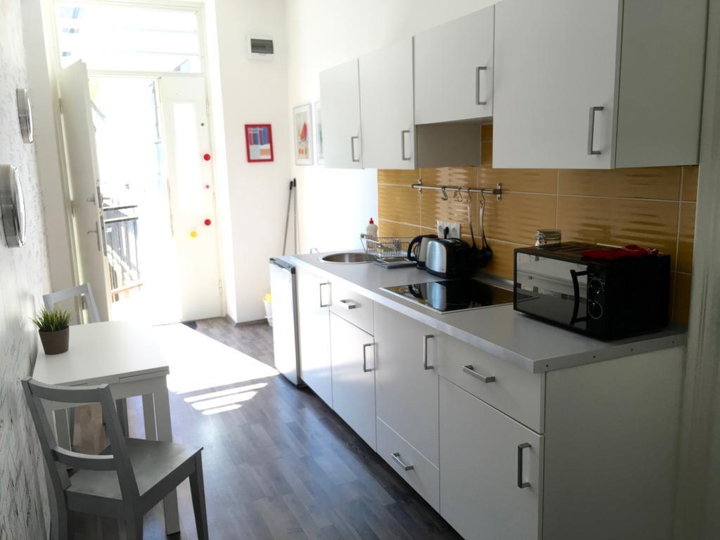 Budget Apartment By Hi5-Kiraly 99 Budapest Exterior foto